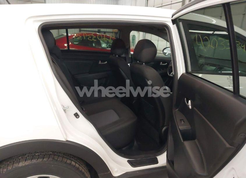 Photo 8 of 2014 Kia Sportage LX (VIN KNDPB3AC4E7620951)