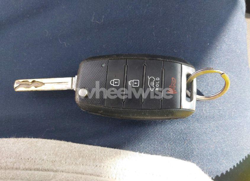 Photo 11 of 2016 Kia Sportage LX (VIN KNDPB3AC4G7811594)