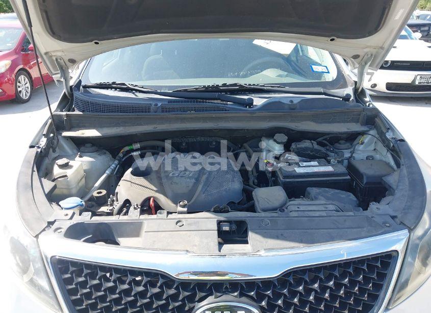 Photo 10 of 2016 Kia Sportage LX (VIN KNDPB3AC4G7865154)