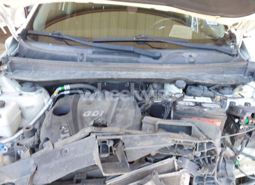 Photo 10 of 2015 Kia Sportage LX (VIN KNDPB3AC5F7760119)