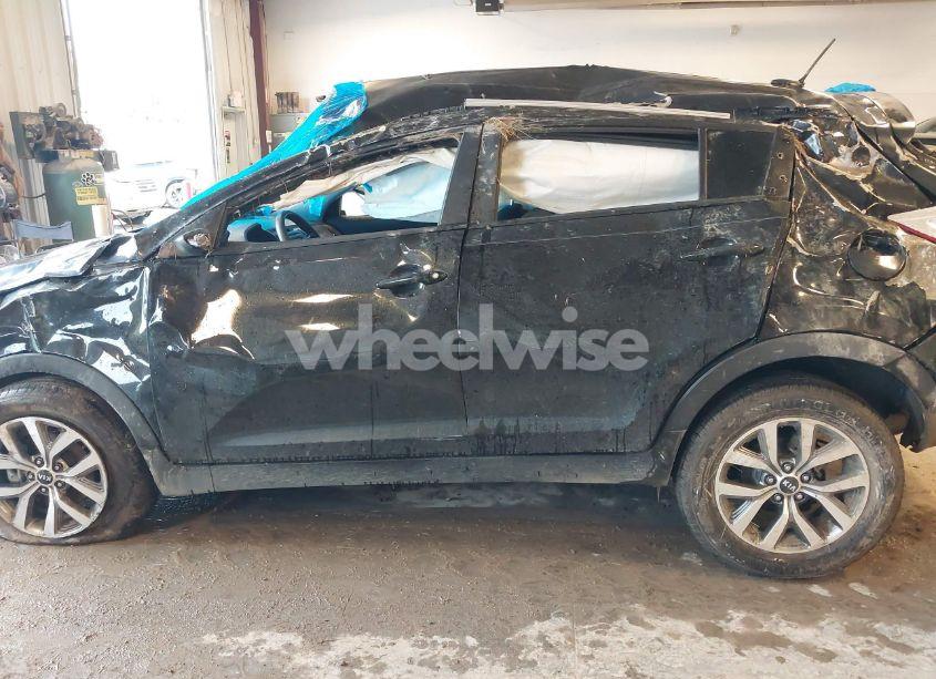 Photo 13 of 2016 Kia Sportage LX (VIN KNDPB3AC6G7827523)