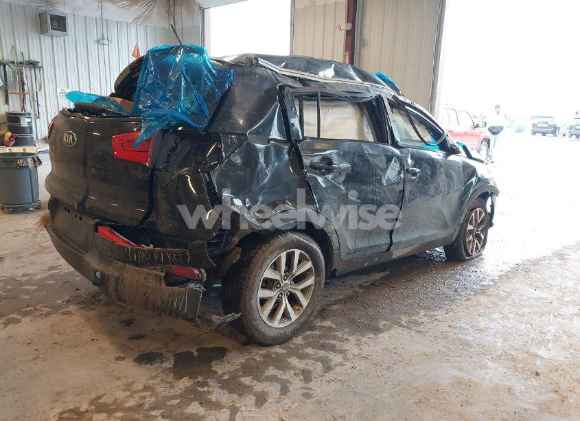 Photo 4 of 2016 Kia Sportage LX (VIN KNDPB3AC6G7827523)