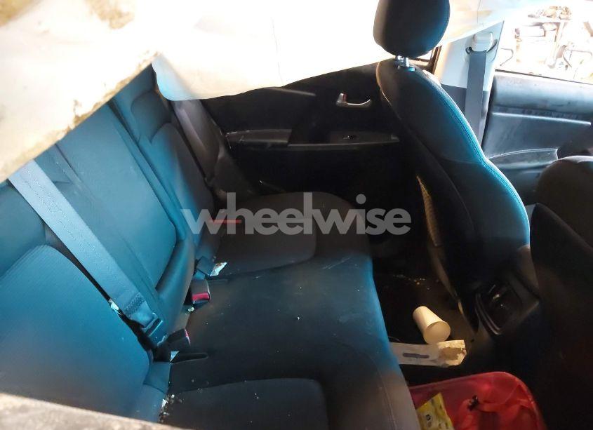 Photo 8 of 2016 Kia Sportage LX (VIN KNDPB3AC6G7827523)