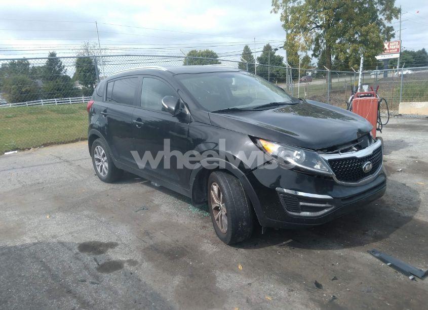 2015 Kia Sportage LX (VIN KNDPB3AC7F7700956) main photo