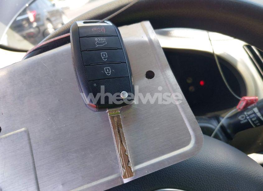 Photo 11 of 2015 Kia Sportage LX (VIN KNDPB3AC7F7728949)