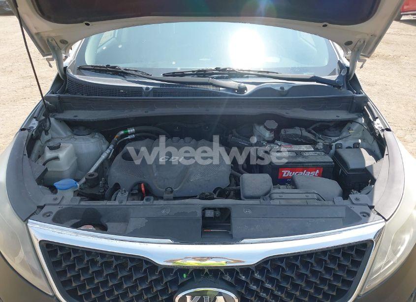 Photo 10 of 2016 Kia Sportage LX (VIN KNDPB3AC7G7796461)