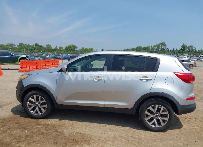 Photo 14 of 2016 Kia Sportage LX (VIN KNDPB3AC7G7796461)