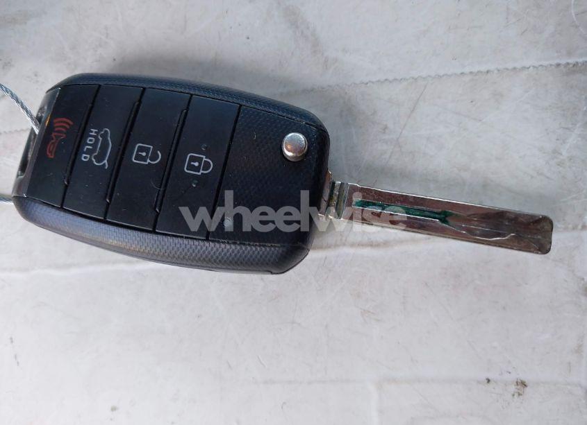 Photo 11 of 2016 Kia Sportage LX (VIN KNDPB3AC7G7836697)