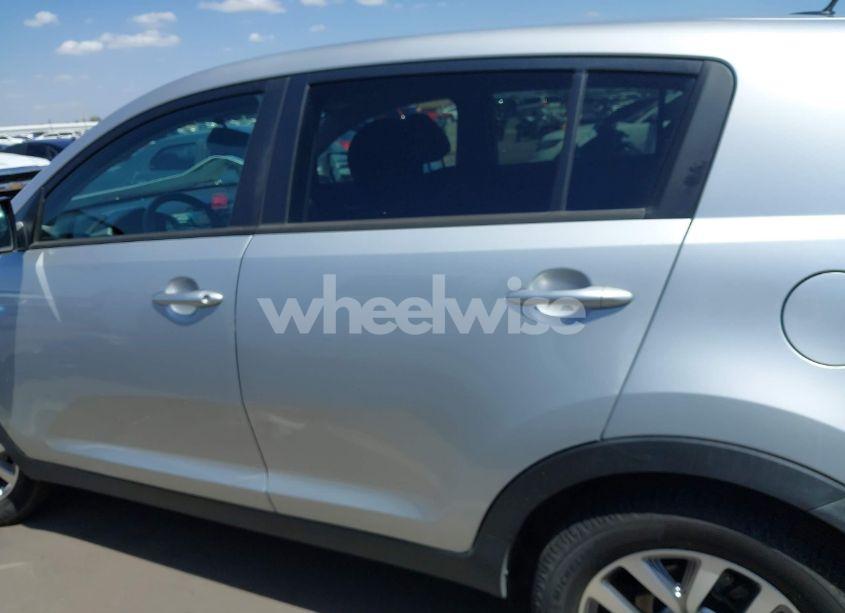 Photo 14 of 2016 Kia Sportage LX (VIN KNDPB3AC7G7836697)