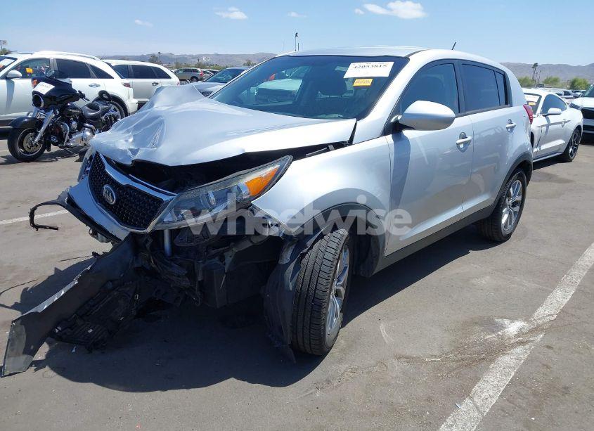 Photo 2 of 2016 Kia Sportage LX (VIN KNDPB3AC7G7836697)
