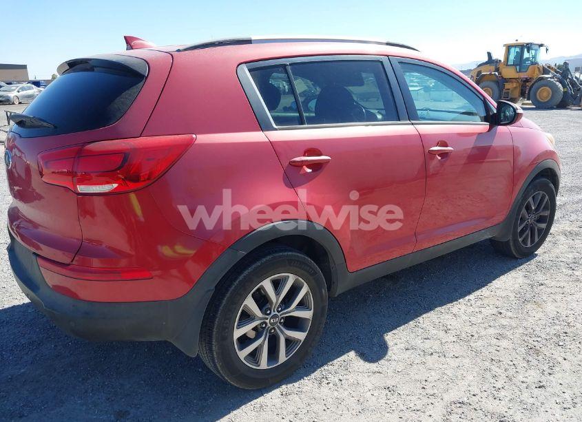 Photo 4 of 2014 Kia Sportage LX (VIN KNDPB3AC8E7581667)