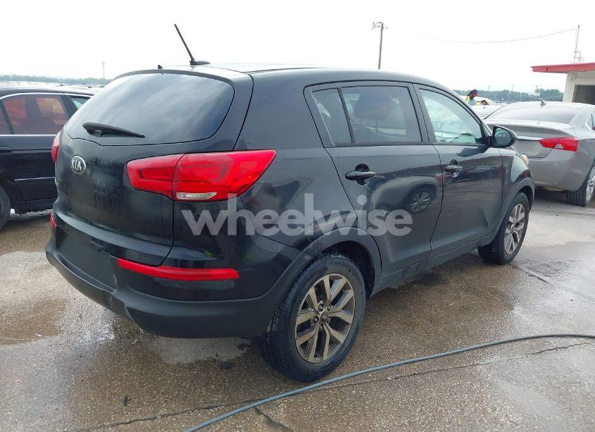Photo 4 of 2016 Kia Sportage LX (VIN KNDPB3AC9G7838130)