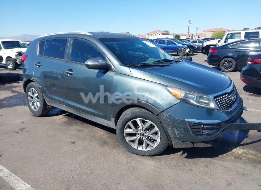 2015 Kia Sportage LX (VIN KNDPB3ACXF7696918) main photo