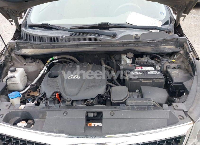 Photo 10 of 2015 Kia Sportage LX (VIN KNDPB3ACXF7747723)