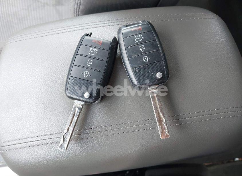 Photo 11 of 2015 Kia Sportage LX (VIN KNDPB3ACXF7747723)