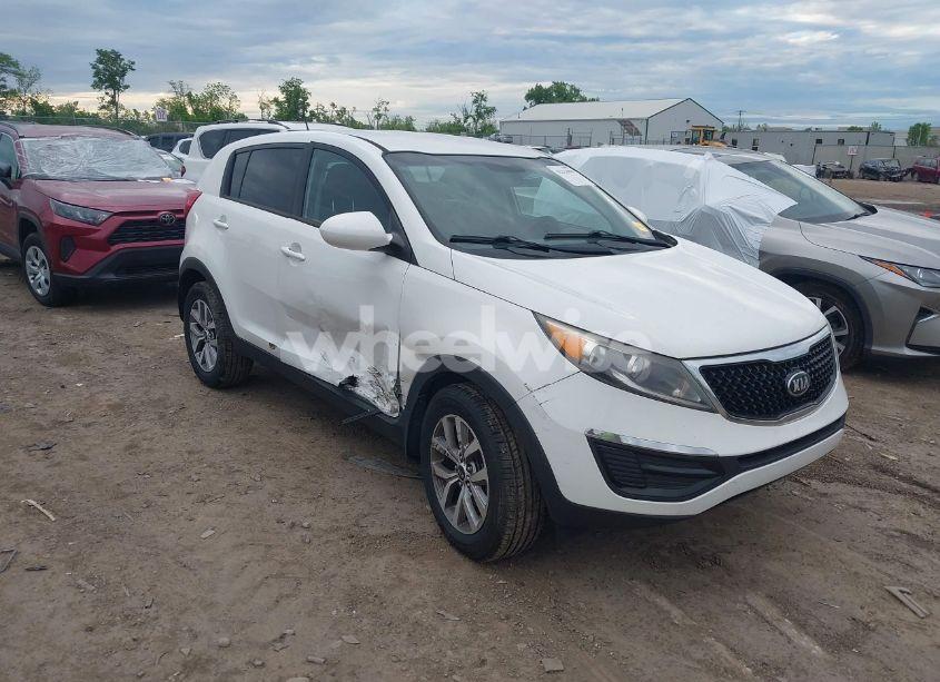 2015 Kia Sportage LX (VIN KNDPB3ACXF7793956) main photo