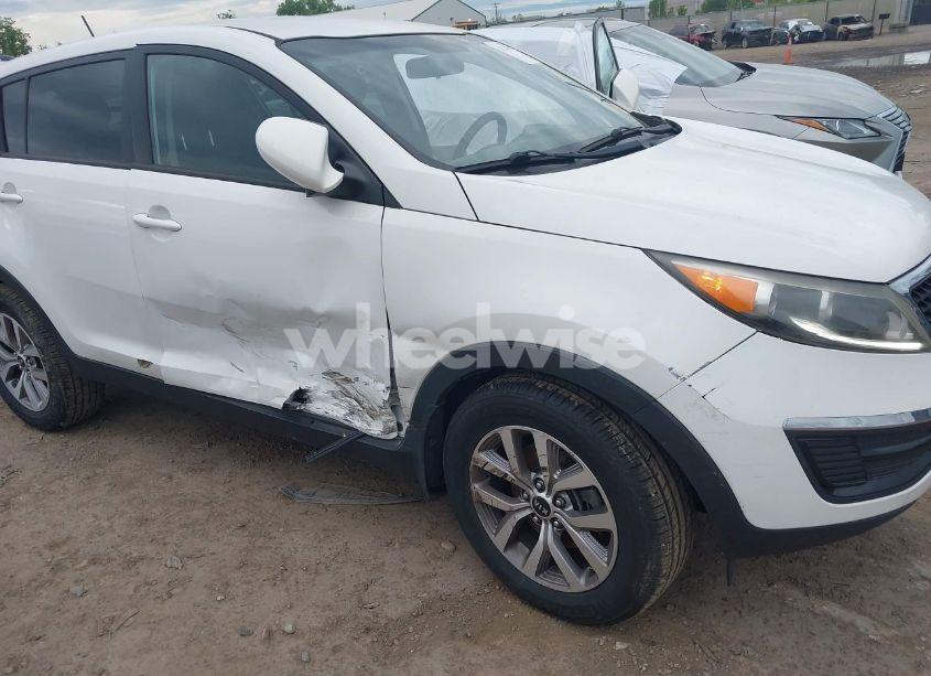 Photo 6 of 2015 Kia Sportage LX (VIN KNDPB3ACXF7793956)