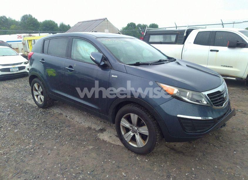 2013 Kia Sportage LX (VIN KNDPBCA20D7380903) main photo