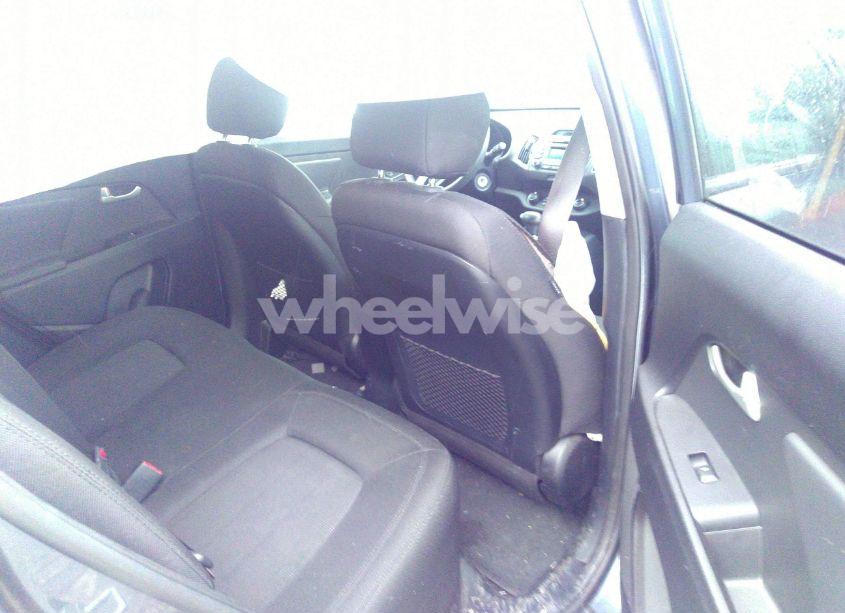 Photo 8 of 2013 Kia Sportage LX (VIN KNDPBCA20D7380903)