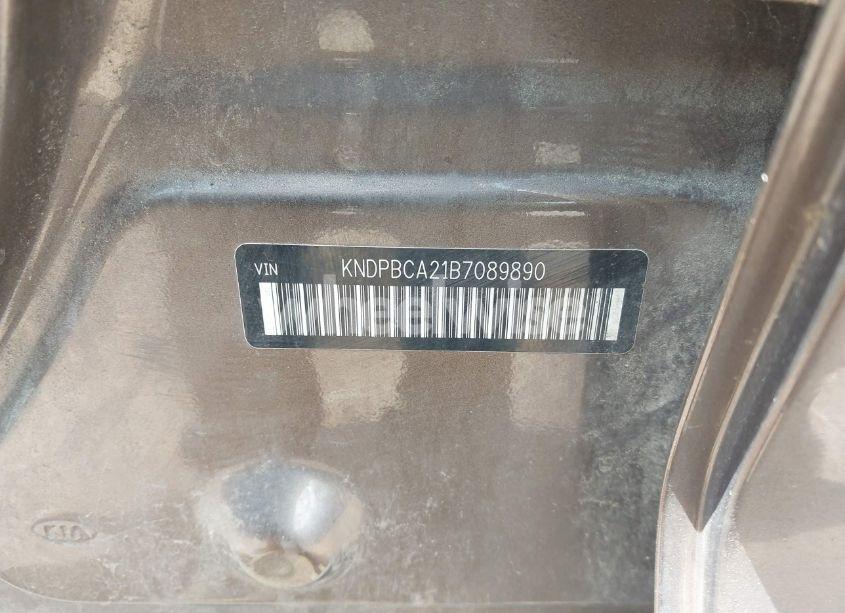 Photo 9 of 2011 Kia Sportage LX (VIN KNDPBCA21B7089890)