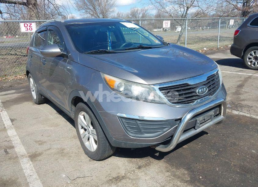 2011 Kia Sportage LX (VIN KNDPBCA24B7041803) main photo