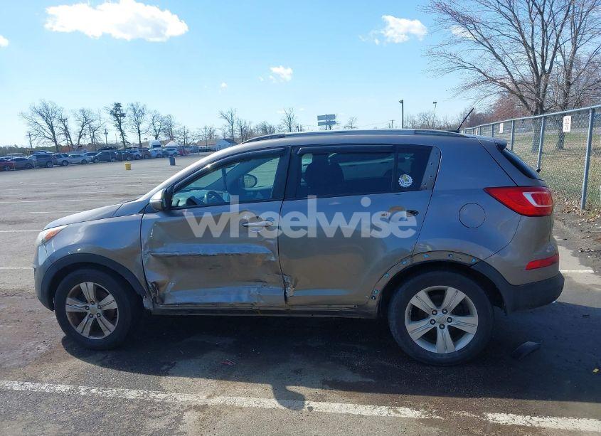 Photo 14 of 2011 Kia Sportage LX (VIN KNDPBCA24B7041803)