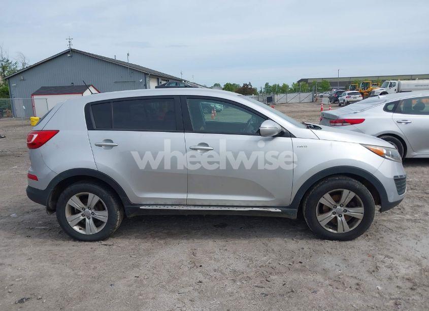 Photo 13 of 2013 Kia Sportage LX (VIN KNDPBCA26D7447309)