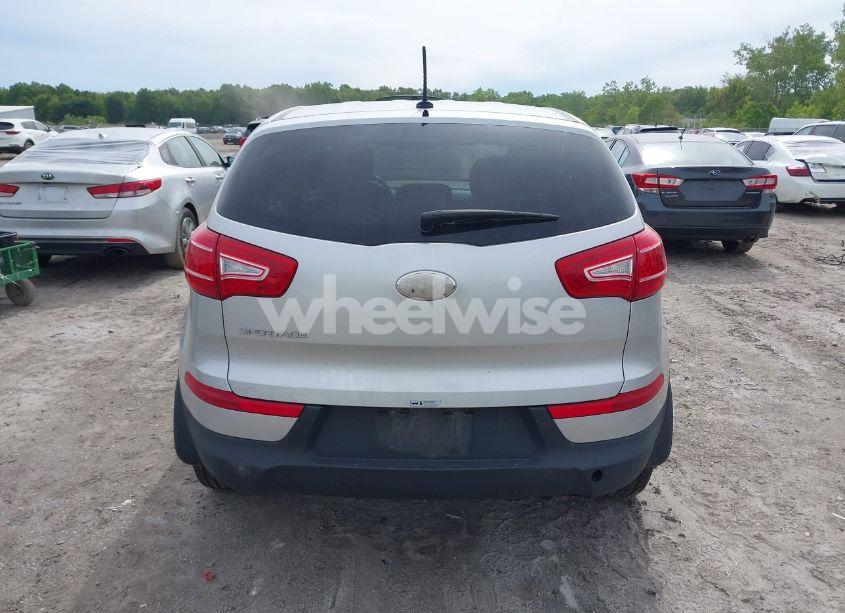 Photo 16 of 2013 Kia Sportage LX (VIN KNDPBCA26D7447309)