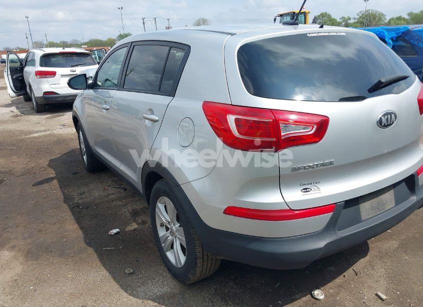 Photo 3 of 2013 Kia Sportage LX (VIN KNDPBCA27D7467259)