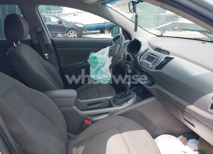 Photo 5 of 2013 Kia Sportage LX (VIN KNDPBCA27D7467259)