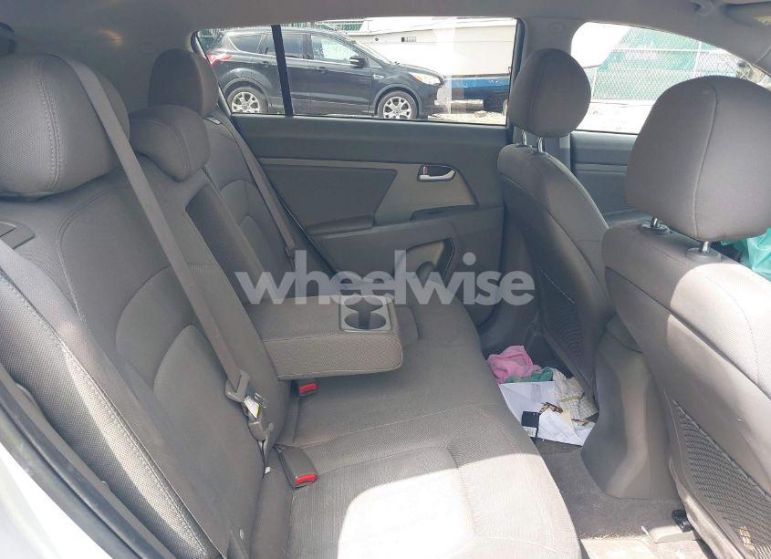 Photo 8 of 2013 Kia Sportage LX (VIN KNDPBCA27D7467259)