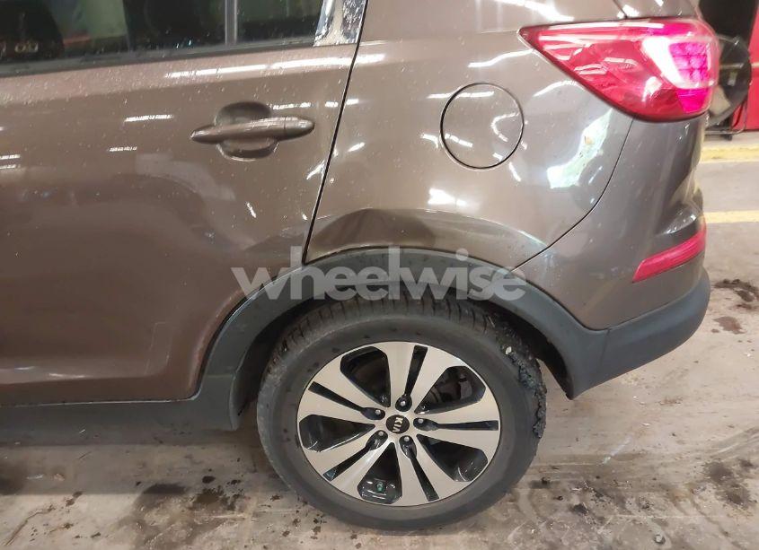 Photo 16 of 2012 Kia Sportage LX (VIN KNDPBCA29C7199037)