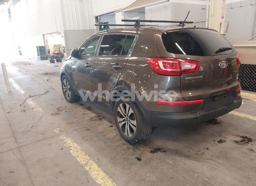 Photo 3 of 2012 Kia Sportage LX (VIN KNDPBCA29C7199037)