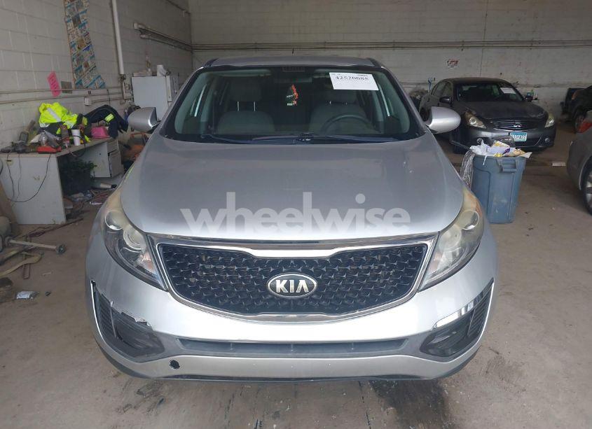 Photo 12 of 2016 Kia Sportage LX (VIN KNDPBCAC1G7864074)