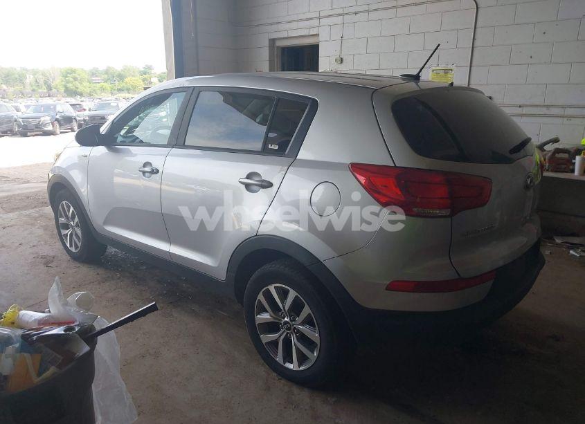 Photo 3 of 2016 Kia Sportage LX (VIN KNDPBCAC1G7864074)