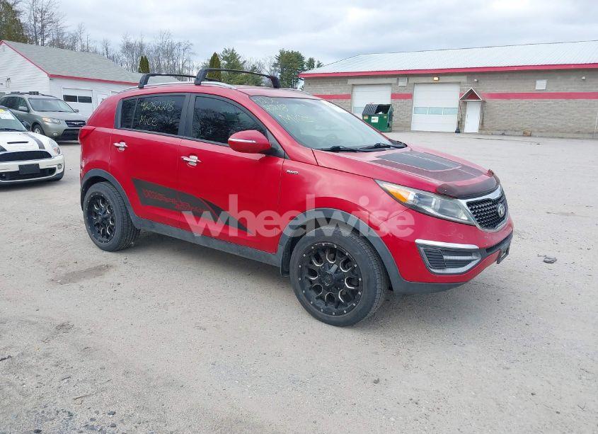 2015 Kia Sportage LX (VIN KNDPBCAC2F7704638) main photo