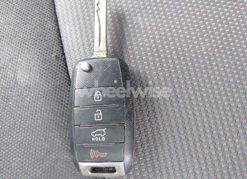 Photo 11 of 2015 Kia Sportage LX (VIN KNDPBCAC2F7704638)