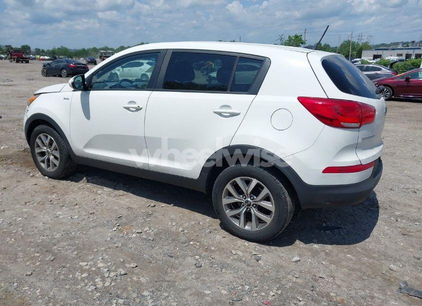 Photo 3 of 2016 Kia Sportage LX (VIN KNDPBCAC2G7864651)