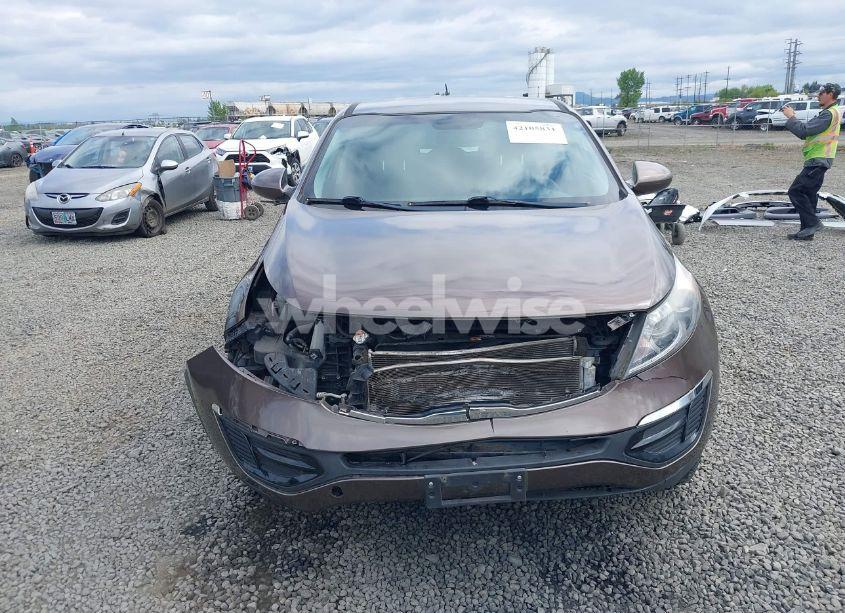 Photo 12 of 2014 Kia Sportage LX (VIN KNDPBCAC4E7612106)