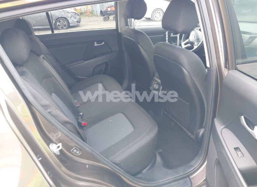 Photo 8 of 2014 Kia Sportage LX (VIN KNDPBCAC4E7612106)