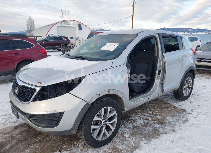 Photo 6 of 2016 Kia Sportage LX (VIN KNDPBCAC4G7876641)