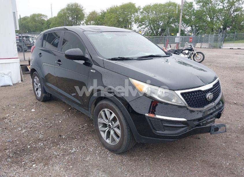 2016 Kia Sportage LX (VIN KNDPBCAC5G7807375) main photo