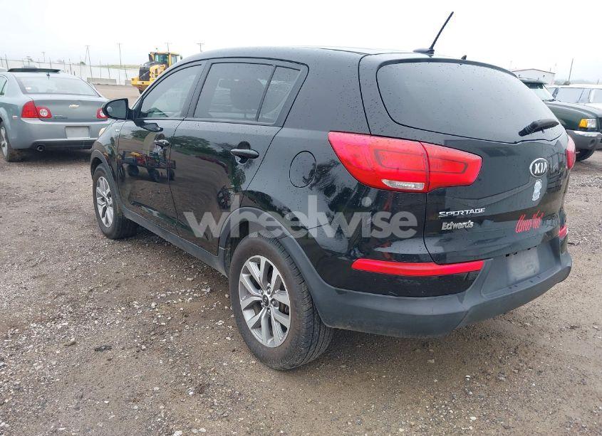 Photo 3 of 2016 Kia Sportage LX (VIN KNDPBCAC5G7807375)