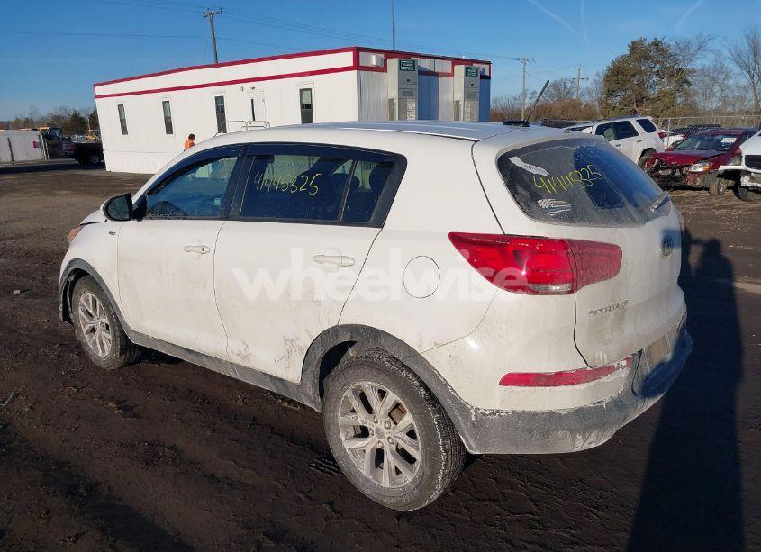 Photo 3 of 2016 Kia Sportage LX (VIN KNDPBCAC5G7853109)