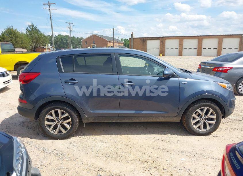 Photo 13 of 2016 Kia Sportage LX (VIN KNDPBCAC6G7865897)