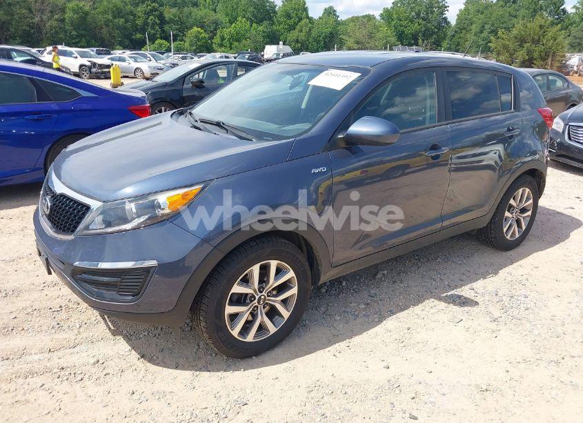 Photo 2 of 2016 Kia Sportage LX (VIN KNDPBCAC6G7865897)