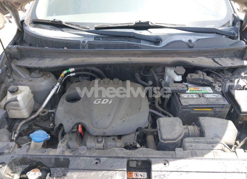 Photo 10 of 2016 Kia Sportage LX (VIN KNDPBCAC8G7872897)