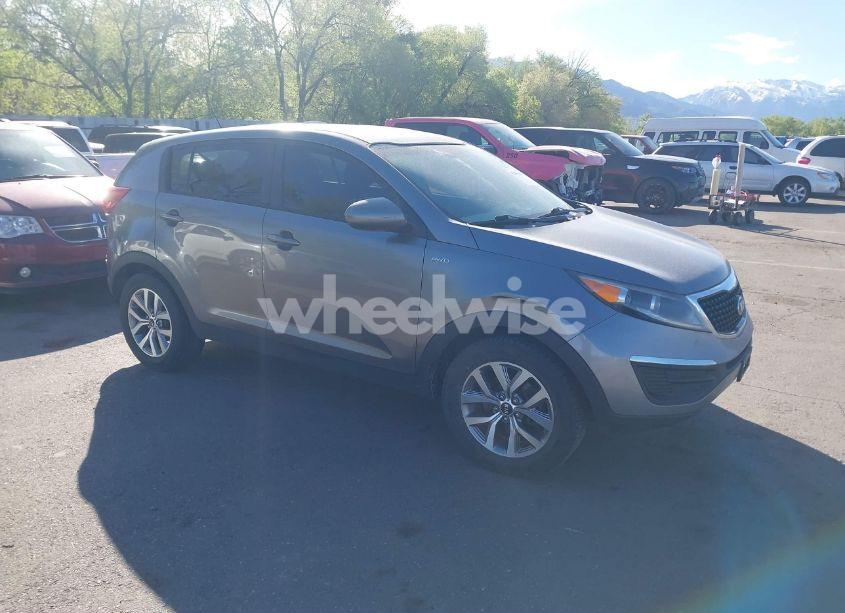 2016 Kia Sportage LX (VIN KNDPBCAC9G7840928) main photo