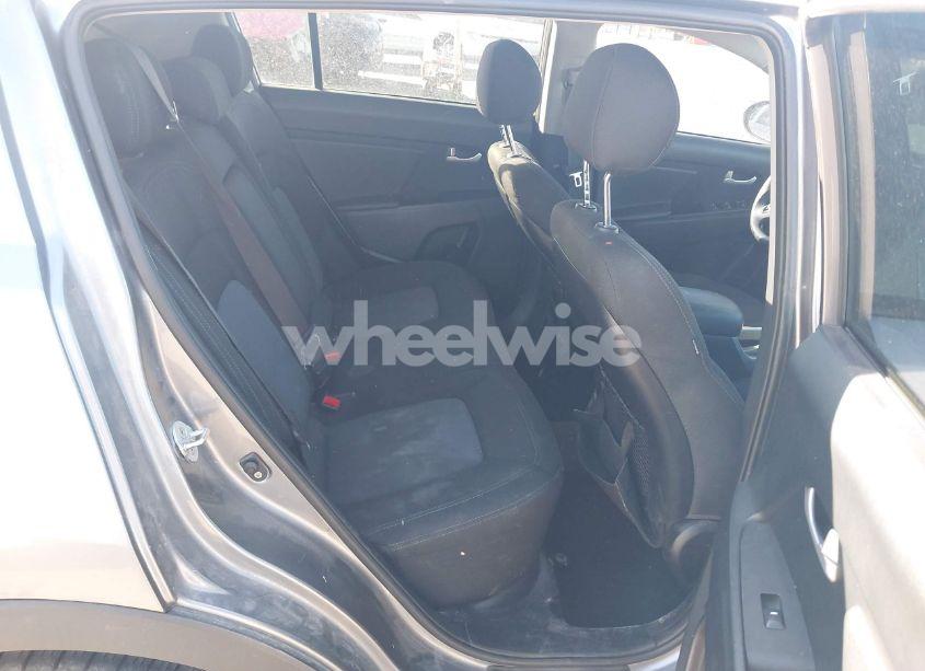 Photo 8 of 2016 Kia Sportage LX (VIN KNDPBCAC9G7840928)