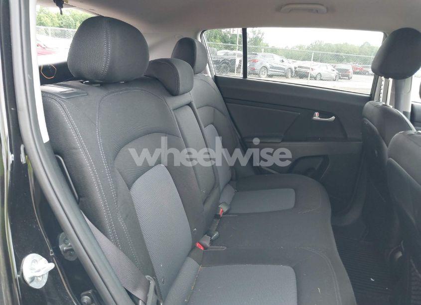 Photo 8 of 2016 Kia Sportage LX (VIN KNDPBCAC9G7863206)